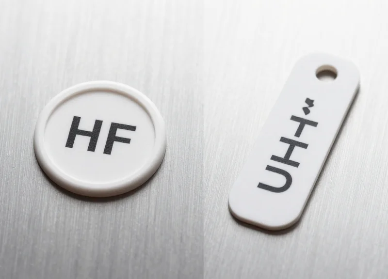 Side-by-side comparison of HF RFID tags and UHF RFID tags